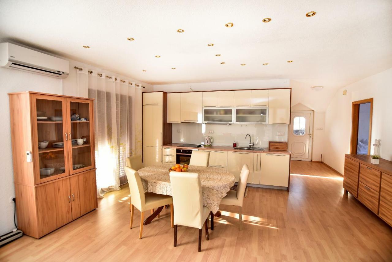 Apartment Anka ซาดาร์ ภายนอก รูปภาพ
